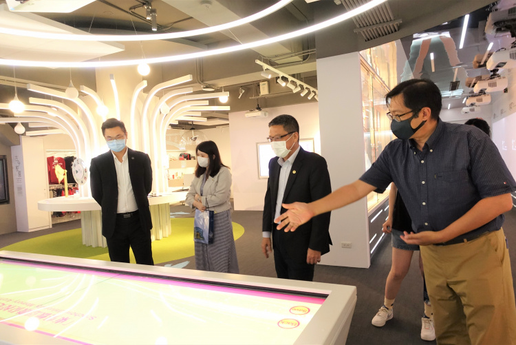 圖六: 觀東吳懷恩數位校史館 3